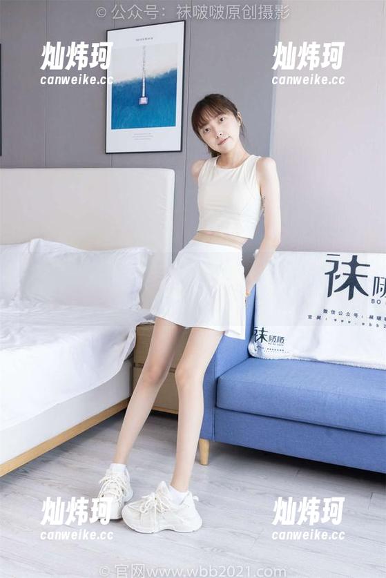 BoBoSocks袜啵啵-小甜豆 BoBoSocks袜啵啵 - 小甜豆的皮衣外套美图合集,点亮你的秋冬时尚灵感!