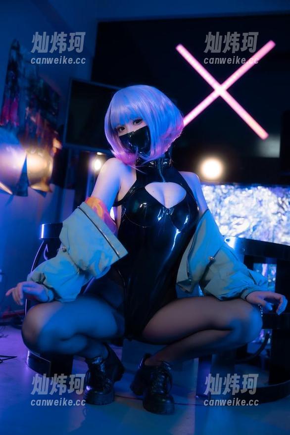 Quan冉有点饿 校园随想:Quan冉有点饿的写真图集,吃货的甜蜜瞬间