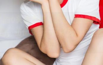 TouTiao头条女神 - 余心曼的夏日，美图和套图，仿佛带着一阵微风，轻轻拂过心田