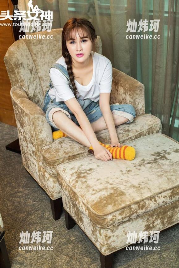 TouTiao头条女神-松果儿 TouTiao头条女神 - 套图分享:松果儿和她的短裤,真是件让人想多看几眼的艺术!
