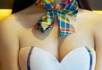 TuiGirl推女郎 - 聚焦李七喜：肉丝合集，图包中的欢乐与惊喜齐上阵！