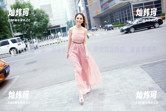 TuiGirl推女郎-林萌萌 TuiGirl推女郎 - 林萌萌私房画报:职业装反转剧,谁说职场不能美?