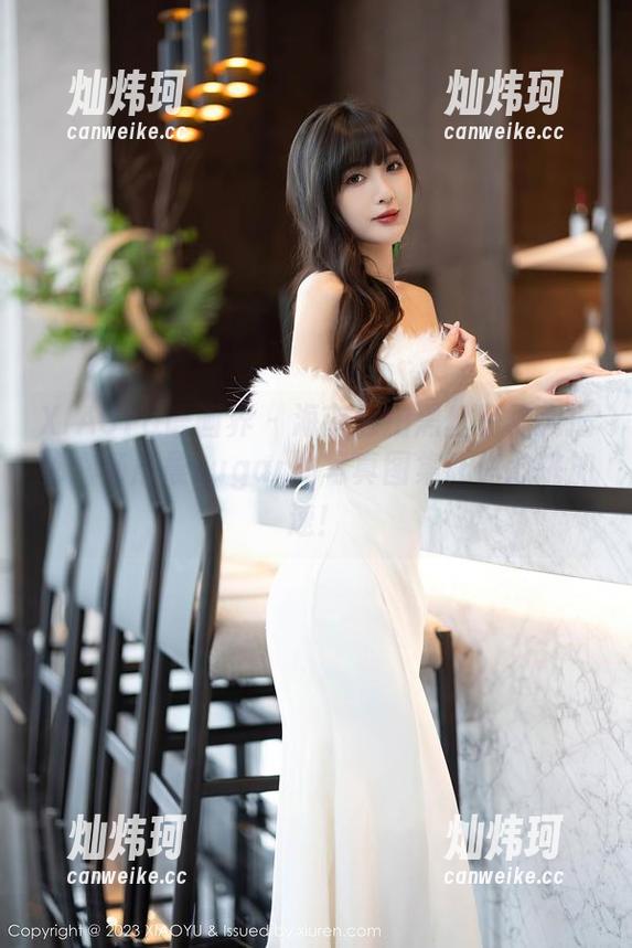 XIAOYU语画界-杨晨晨sugar XIAOYU语画界 - 海南旅拍黑丝吊袜大揭秘:杨晨晨sugar的写真图集让你心跳加速!