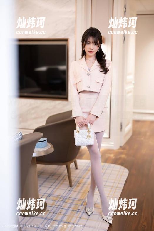 XIAOYU语画界-杨晨晨sugar XIAOYU语画界 - 当杨晨晨sugar穿上白色礼裙,性感与优雅在线交流,原图来啦!