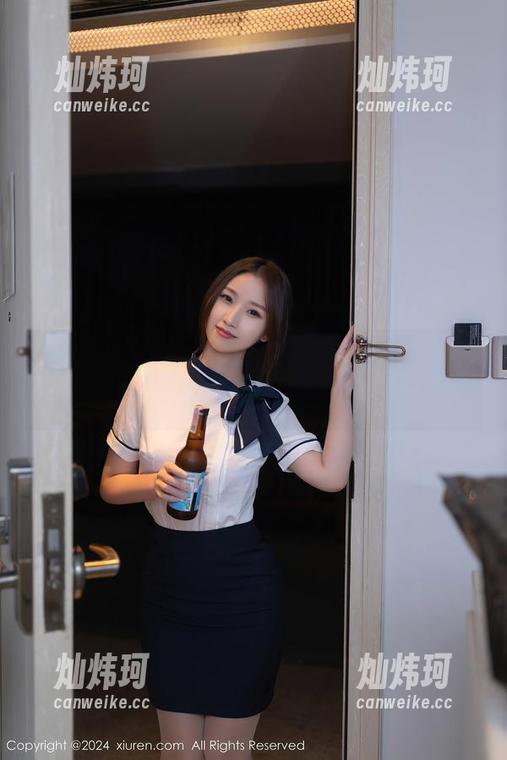 Xiuren秀人网-Lovely璐璐 Xiuren秀人网 - Lovely璐璐的兔女郎写真:小更新,大惊喜!