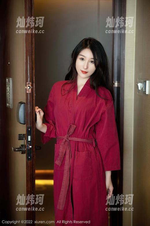 Xiuren秀人网-Mina米娜 Xiuren秀人网 - 海边的Mina米娜:这一辑写真中,似乎藏着无数的想象和故事