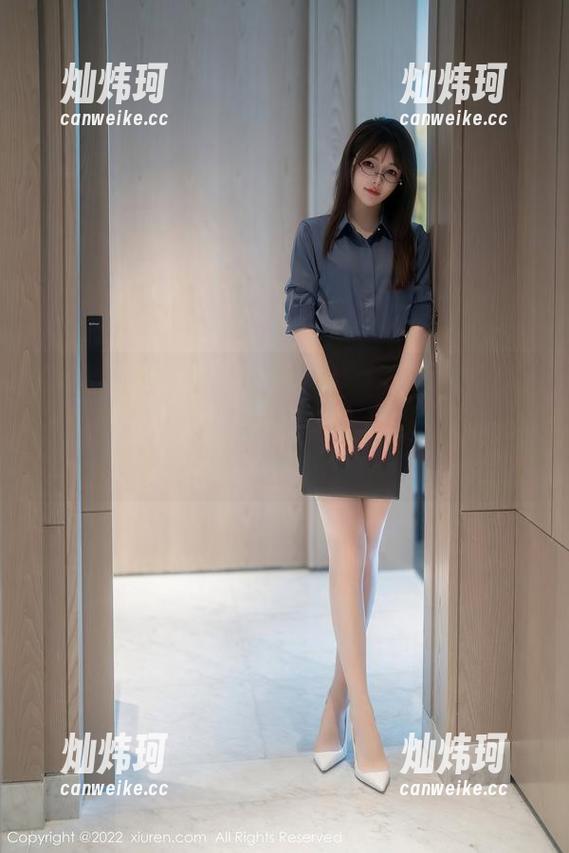 Xiuren秀人网-小樱koko Xiuren秀人网 - 小樱koko用和服演绎了一个她和文化的浪漫故事——快来下载这个绝美的图包!