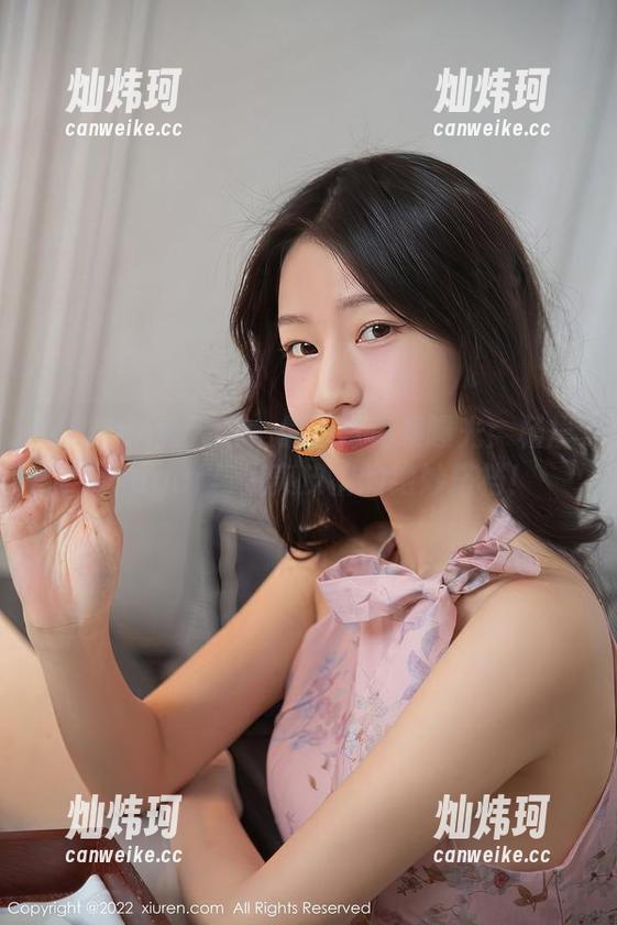 Xiuren秀人网-杨晨晨sugar Xiuren秀人网 - 最新写真集曝光:杨晨晨sugar与飒爽皮裤的绝妙搭档!