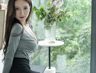 Xiuren秀人网 - 高清作品欣赏，杨紫嫣Cynthia的美脚让你想要凑近一点