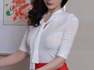 Xiuren秀人网 - 王曼柔的圣诞图包：下载这份温暖，感受节日的气息！