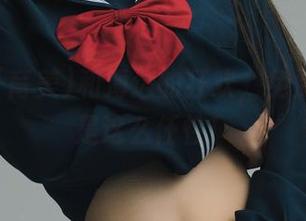 いくみ(育美)和海边的狂欢，免费写真就是这么任性！