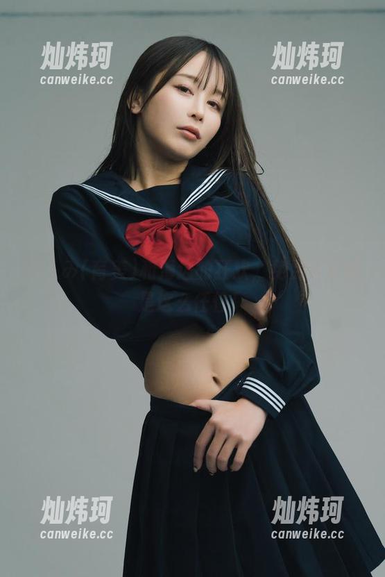 いくみ(育美)和海边的狂欢，免费写真就是这么任性！