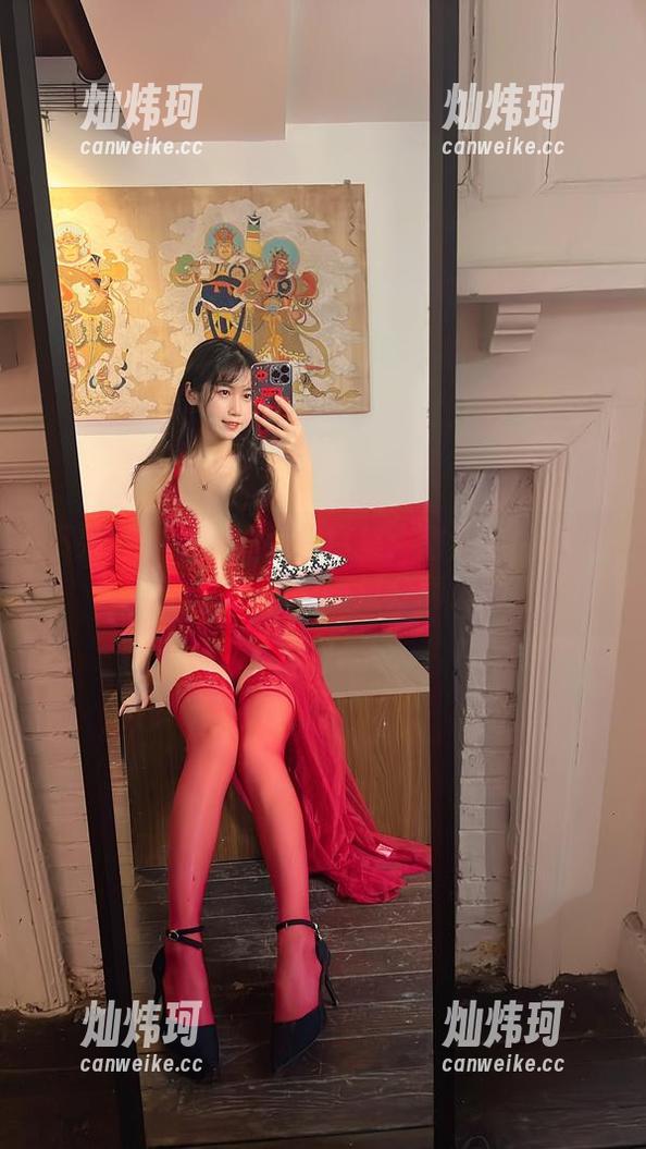 不呆猫的奶油少女写真集：甜到腻的瞬间，真的有点不过分啊！