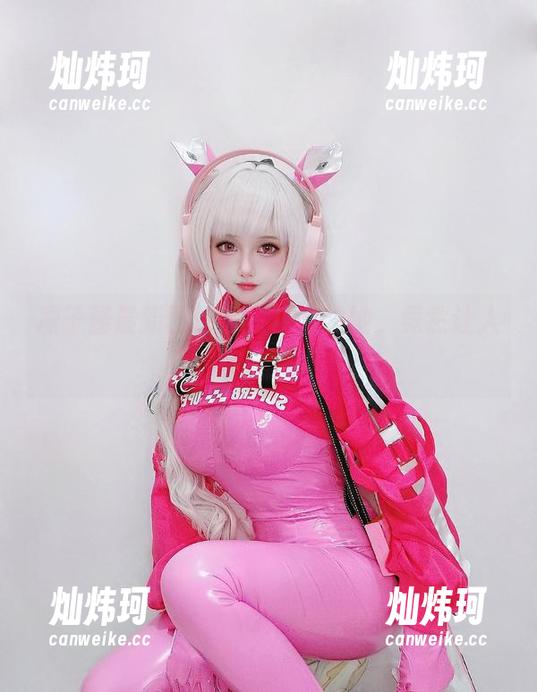 凛子酱 凛子酱最新图包:短裤中的她,竟然让人想多看几眼?