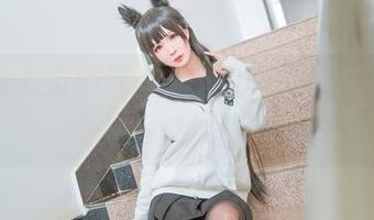 北之北女友的写真，无意间的图包里竟藏着一整本童话