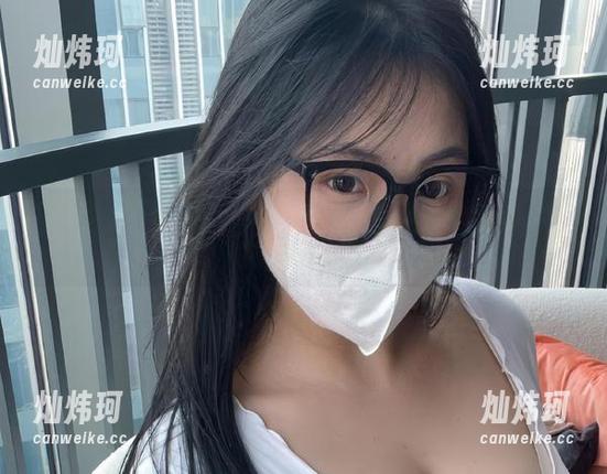 可爱的肉巴 微密圈 - 可爱的肉巴的丝袜写真,真是让人怀疑我眼光的写真图片!