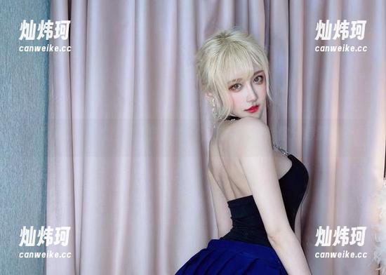 啾小妍 啾小妍的灰丝图集:时而纯白,时而灰暗,你分得清吗?