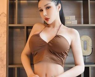 嗲囡囡 - Hana妹和她的网袜：把写真变成网盘级别的艺术，真没想到！
