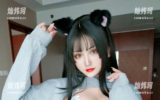 来看看夏鸽鸽不想起床的监狱学院自拍：副会长的囚禁风格合集