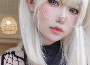 女主K的修女风精选，图片看完你可能想说‘真是个特立独行的修女’！