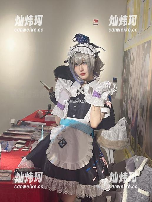 妖君白研 这组精选作品来自妖君白研的女孩,保证让你目不转睛!