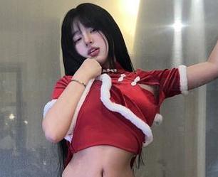 微密圈 - 小u优优子的写真：温柔韩风女人的原图，仿佛穿越了时光！