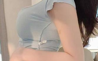 微密圈 - 小玉吃果冻引领的全套制服风潮，难道是想让人‘上课’吗？