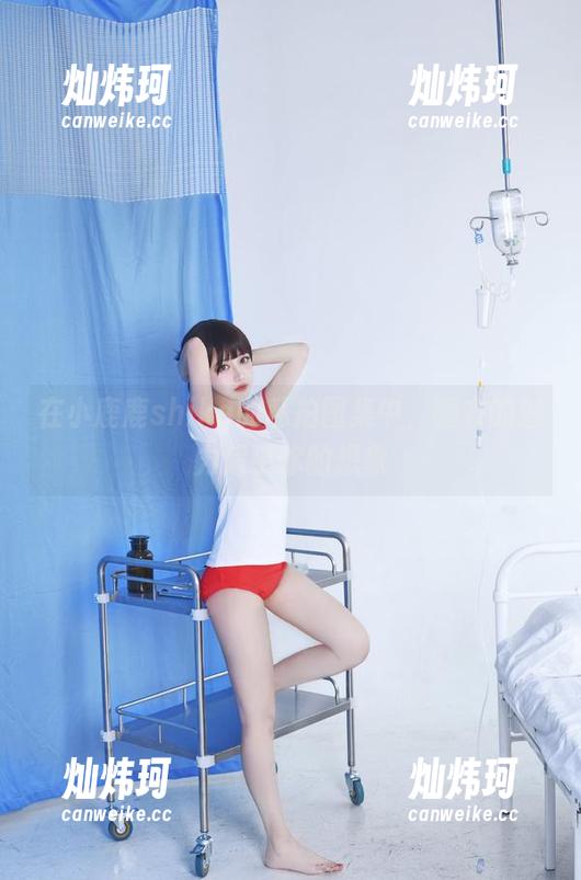 在小鹿鹿shika的私拍图集中，睡衣的魅力超乎你的想象