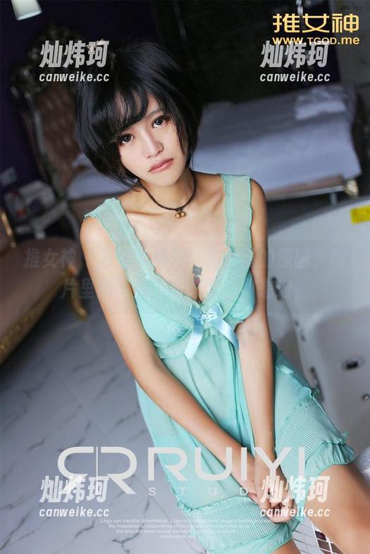 推女神-绮里嘉 推女神 - 万圣节摄影:绮里嘉的原图,图片里藏了多少巧思啊,真想细看