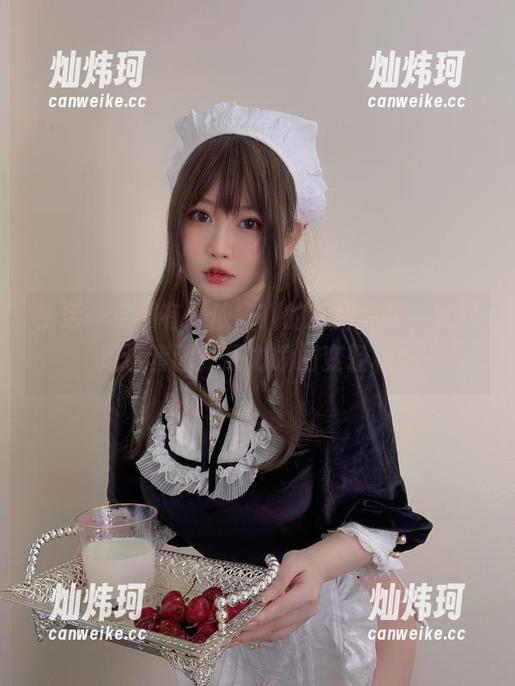 生活一定要有是依酱吖的花嫁私拍，尤其是这套图，压力瞬间变轻松！