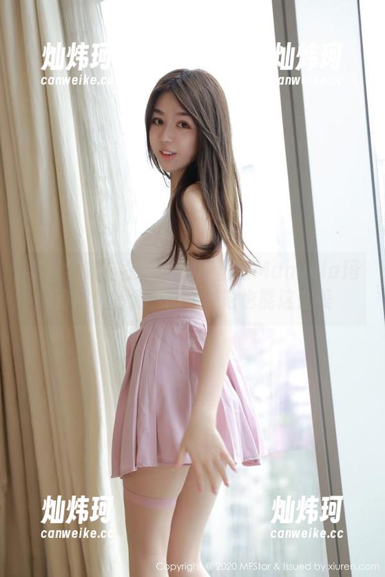 模范学院 - 生活在浴缸里的Manuela玛鲁娜：高清原图，讨论也能这么美