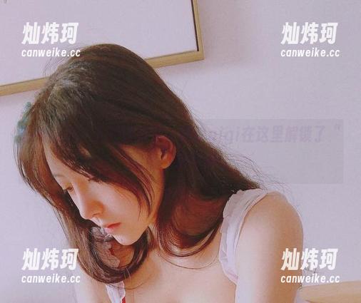 在线高清：直男星期天，樱晚gigi在这里解锁了“滑稽”新境界！