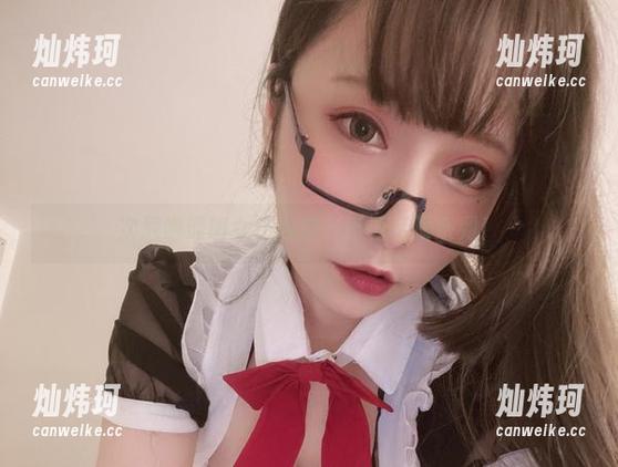 次屁啦 次屁啦透明女仆图集:不看后悔系列!