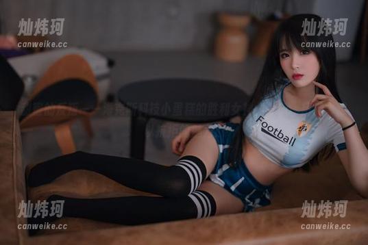 海克斯科技小蛋糕 甜蜜的反叛——海克斯科技小蛋糕的胜利女神拉毗cos精选,难以抗拒的魅力!