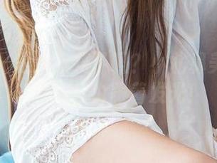 爱尤物 - 是我眼花了吗？小北鼻美脚写真，让网盘也跟着发光！
