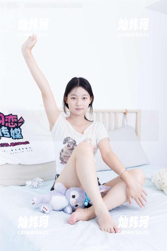 物恋传媒-小昭 物恋传媒 - 小昭的自拍:当美图成为一种生活态度。