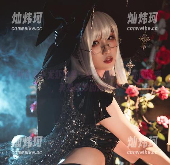 瓦斯塔亚小龙虾图集：女仆的时尚与虾的诱惑，真是奇妙的搭配！