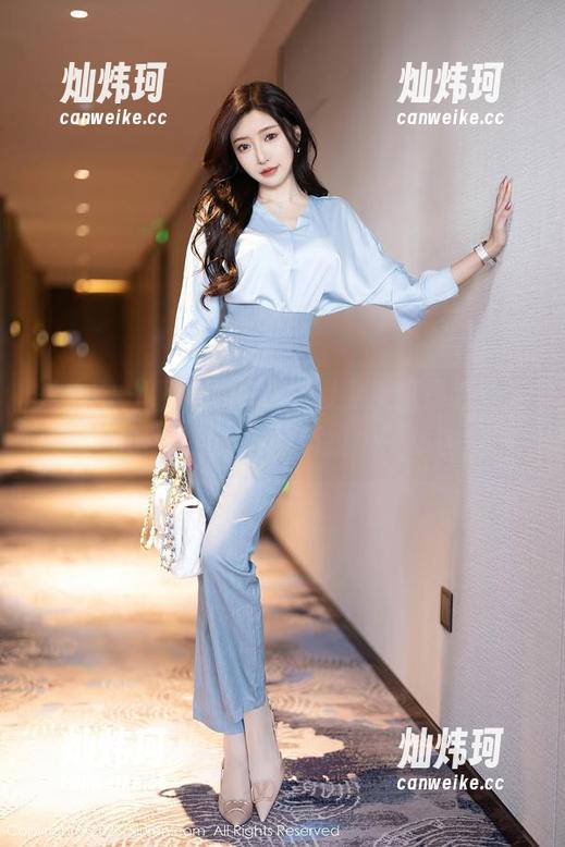 秀人网-sibyl是女巫 秀人网 - 照片中的Sibyl兔女郎:想让人有种扑上去的冲动,但我也不想被咬…
