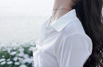 秀人网 - 卓芷伊EricA短裙全套图，快来围观我的注意力溜走的瞬间！
