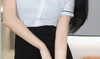 秀人网 - 一说到安妮Tess的居家风格，最新图集简直就是“我也想这样懒散一下！”