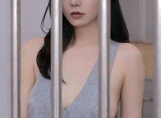 秀人网 - 打破常规的小魔女奈奈：肉丝在在线世界中的独特资源！