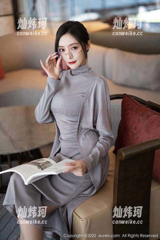 秀人网 - 徐莉芝Botty的绝妙秘书生活：每个美图壁纸都有故事！