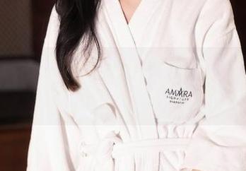 秀人网 - 在线追踪王伊纯：女仆图集里的甜蜜小陷阱