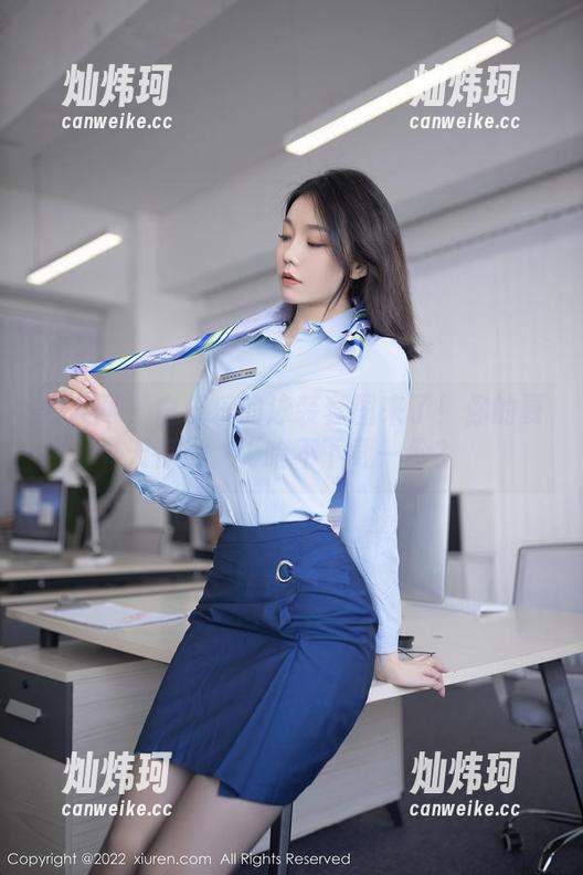 秀人网 - 白乐乐的泳装套图来了！你的夏天存货，为啥不下载一份？