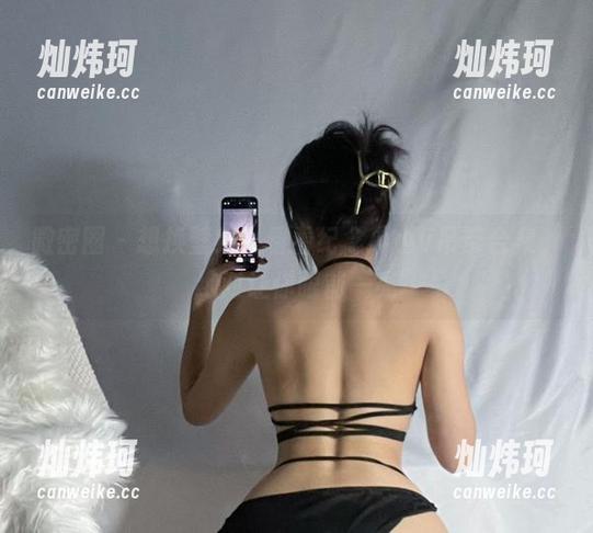 微密圈 - 想换壁纸？看看纪念小小v吊带合集，绝对让你眼前一亮