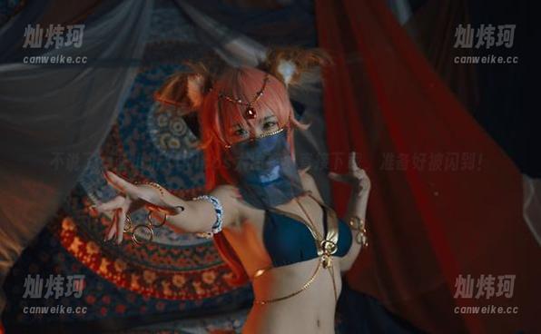 蓝小沂KiKi 不说了,蓝小沂KiKicos太油亮,直接下载,准备好被闪到!