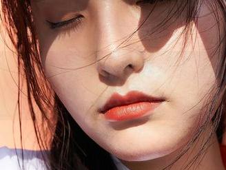 蜜桃社 - Rola的校服世界：无圣光照耀下的图包奇迹