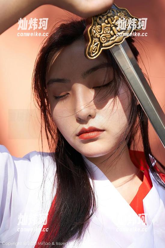 蜜桃社-Rola 蜜桃社 - Rola的校服世界:无圣光照耀下的图包奇迹