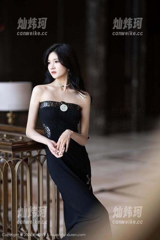 语画界-绯月樱cherry 语画界 - 想要绯月樱cherry的裤里丝:原图不够看,壁纸可以让我回味