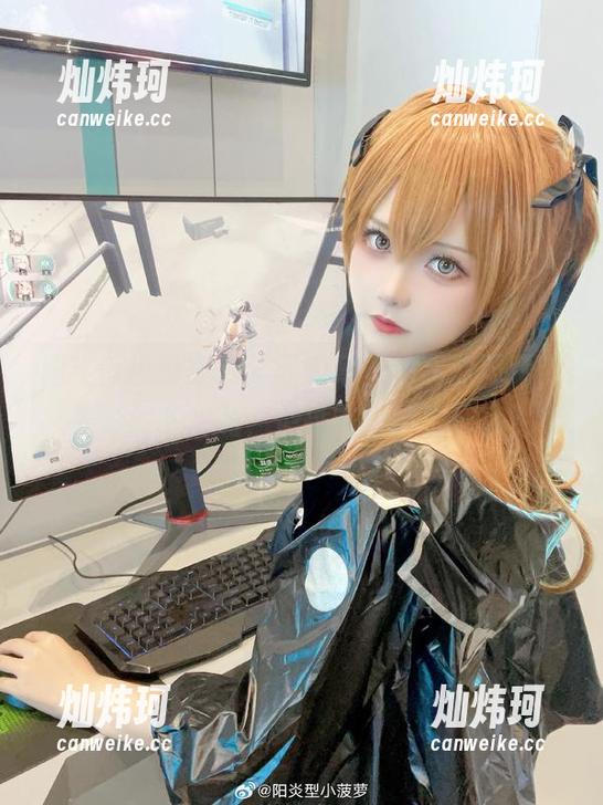 阳炎型小菠萝，禁闭者莓丝的高清照片，光影间的纠葛，似乎在呼唤着什么？